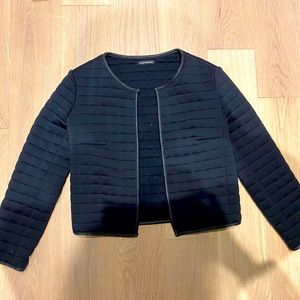 Club Monaco cropped blazer with faux leather trim. Fits small, tag missing sz 0